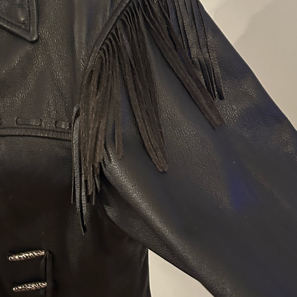 Harley-Davidson Black Leather Jacket with Fringe and Zipper Accents - Picture 3 of 16